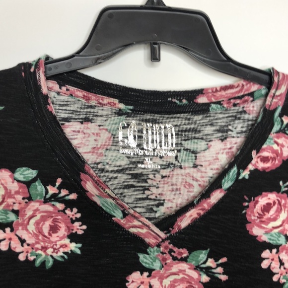 Go Wild Women's Floral Long Sleeves Top V-Neck Stretch Top XL XLarge PLUS SIZE - Picture 5 of 9